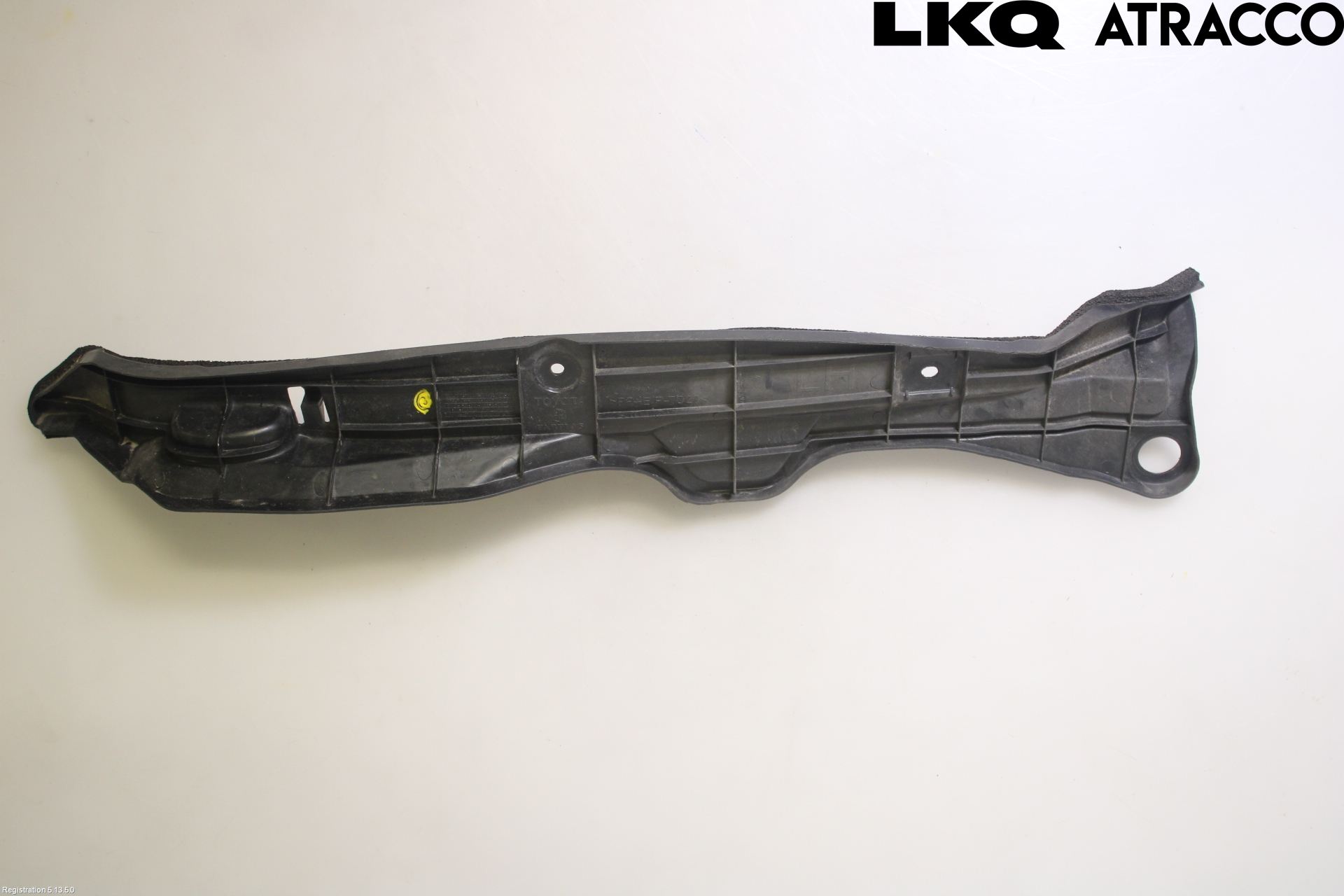 Toyota AURIS 13-19 Skärm Hörn Utfyllnad Fram