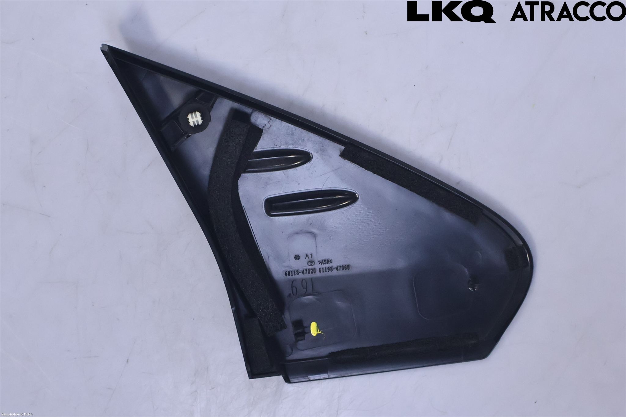 Toyota PRIUS (ZVW50) 16-21 List Framskärm Vä