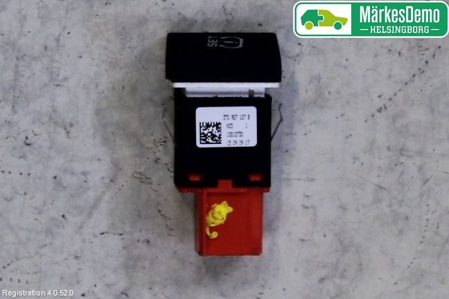 Skoda SUPERB 09-15 Strömställare Däcktryckskontroll