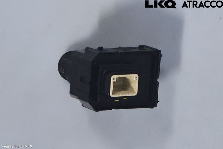 Toyota bZ4X EA10 22- Strömställare Spegel