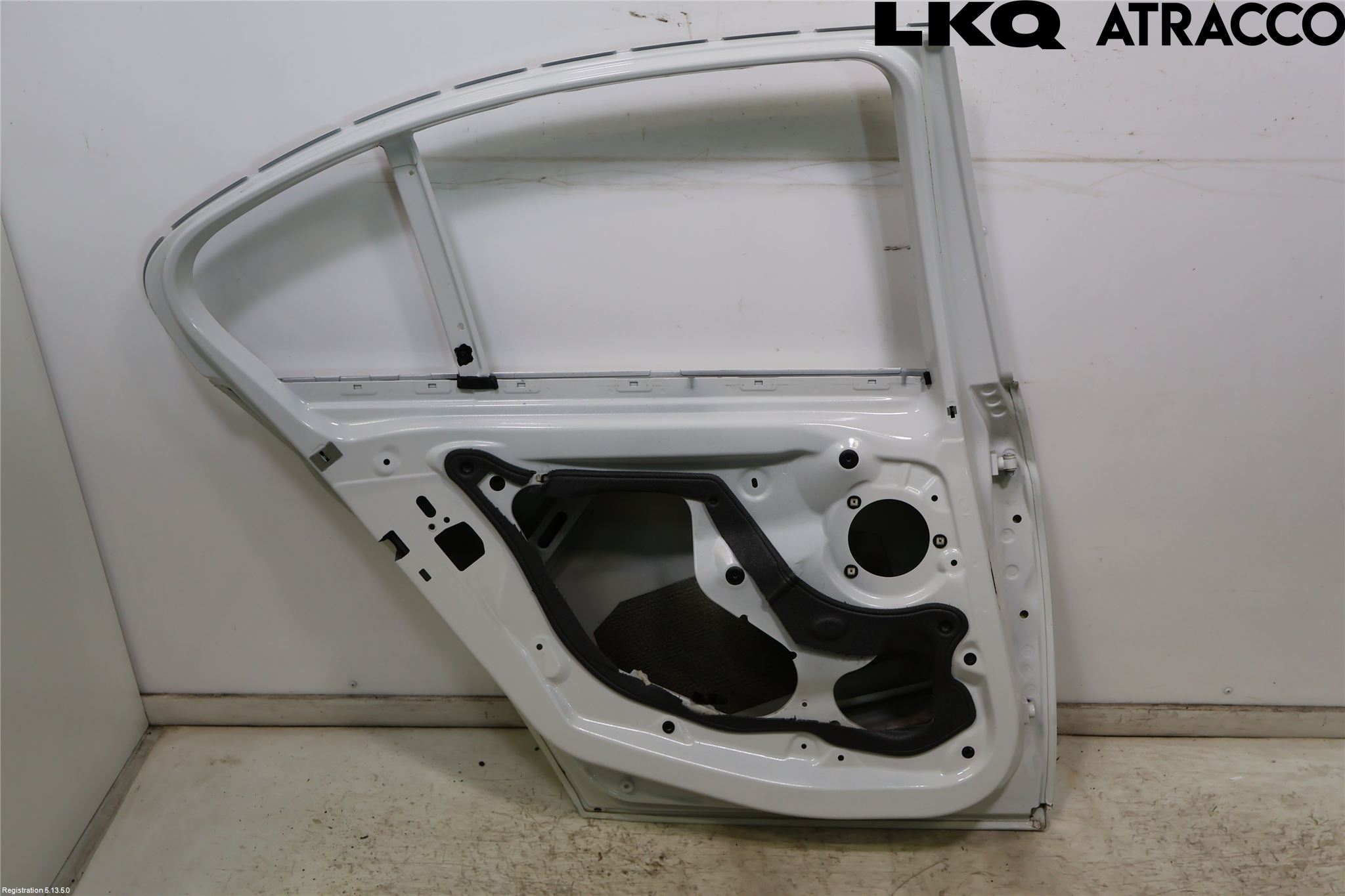 BMW 3 F30/F31/F80 12-19 Dörr Bak Vänster