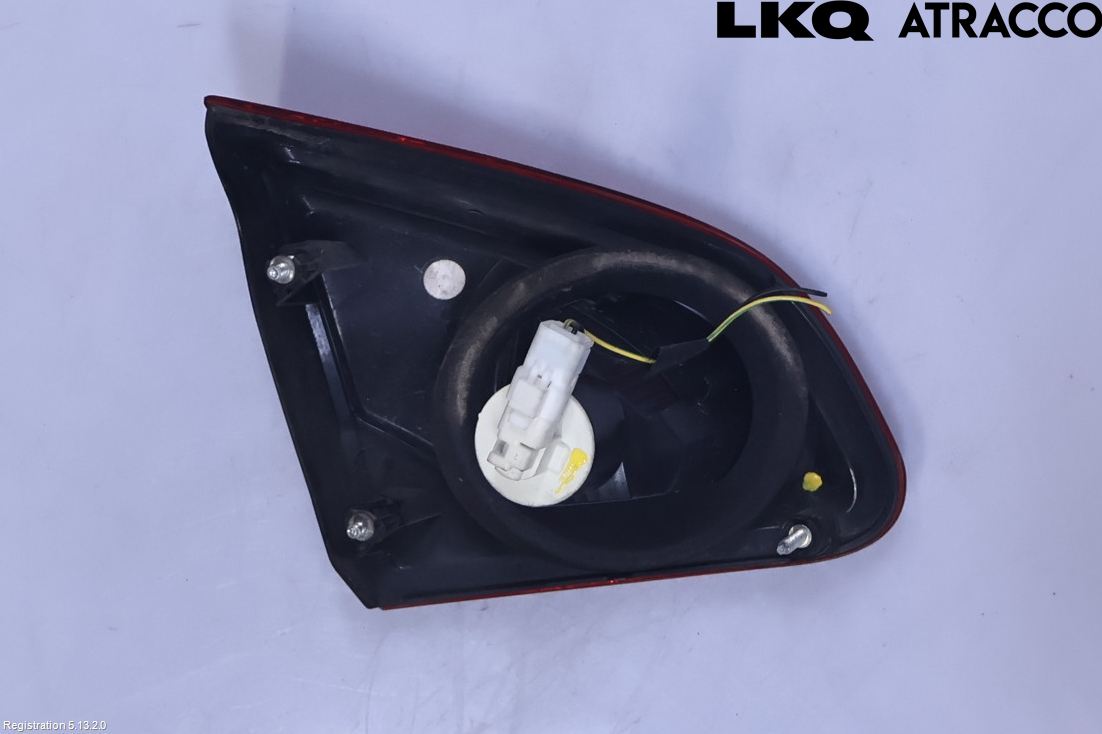 Nissan QASHQAI 10-14 Bakljus Lucka Hö