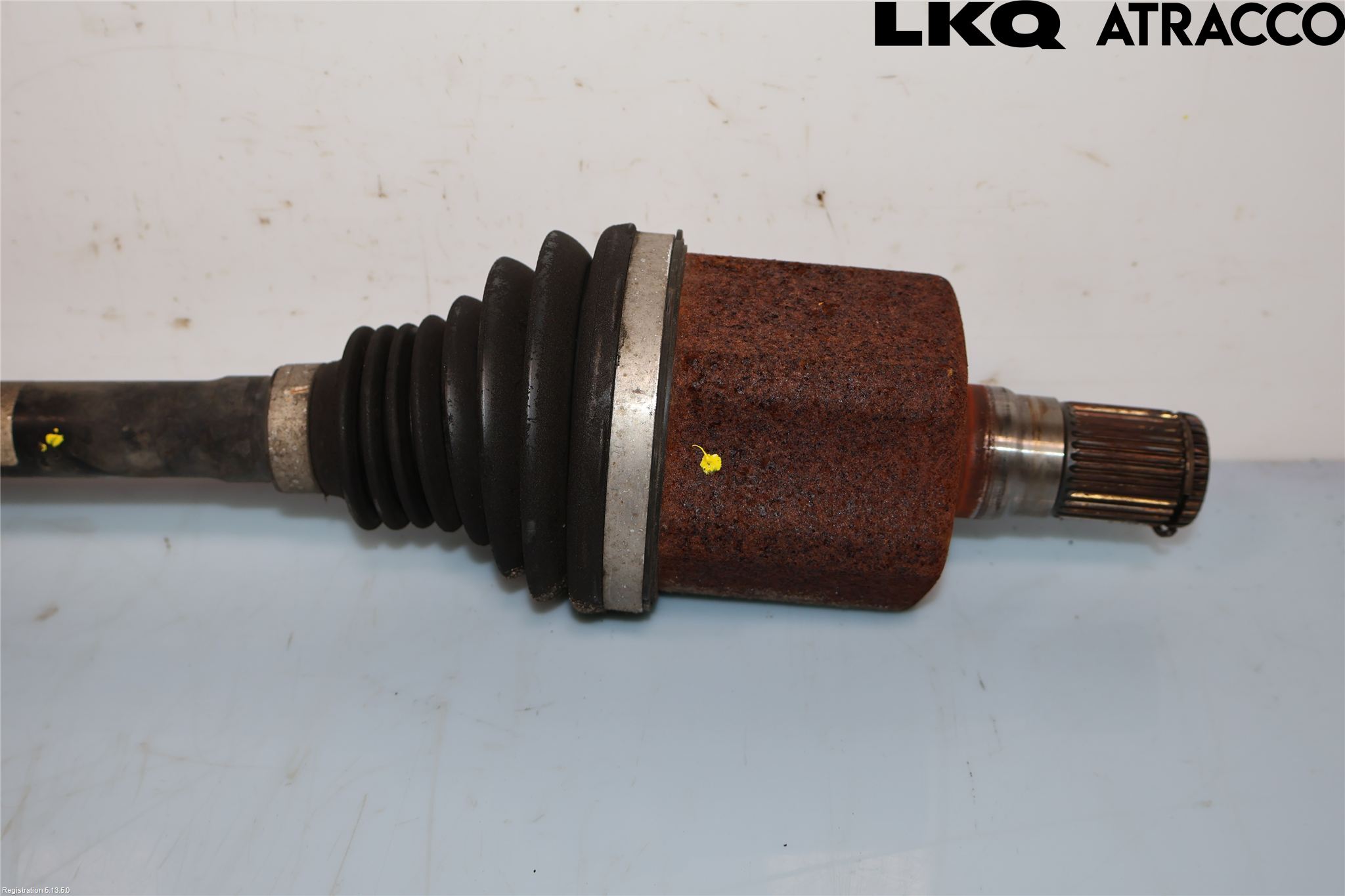Volvo V60 14-18 Drivaxel Fram Vänster