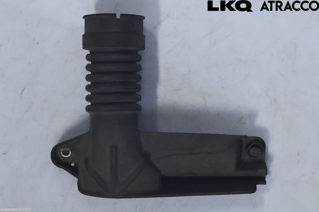 Toyota COROLLA 19- Förg-Bälg-Rör Mot Luftr