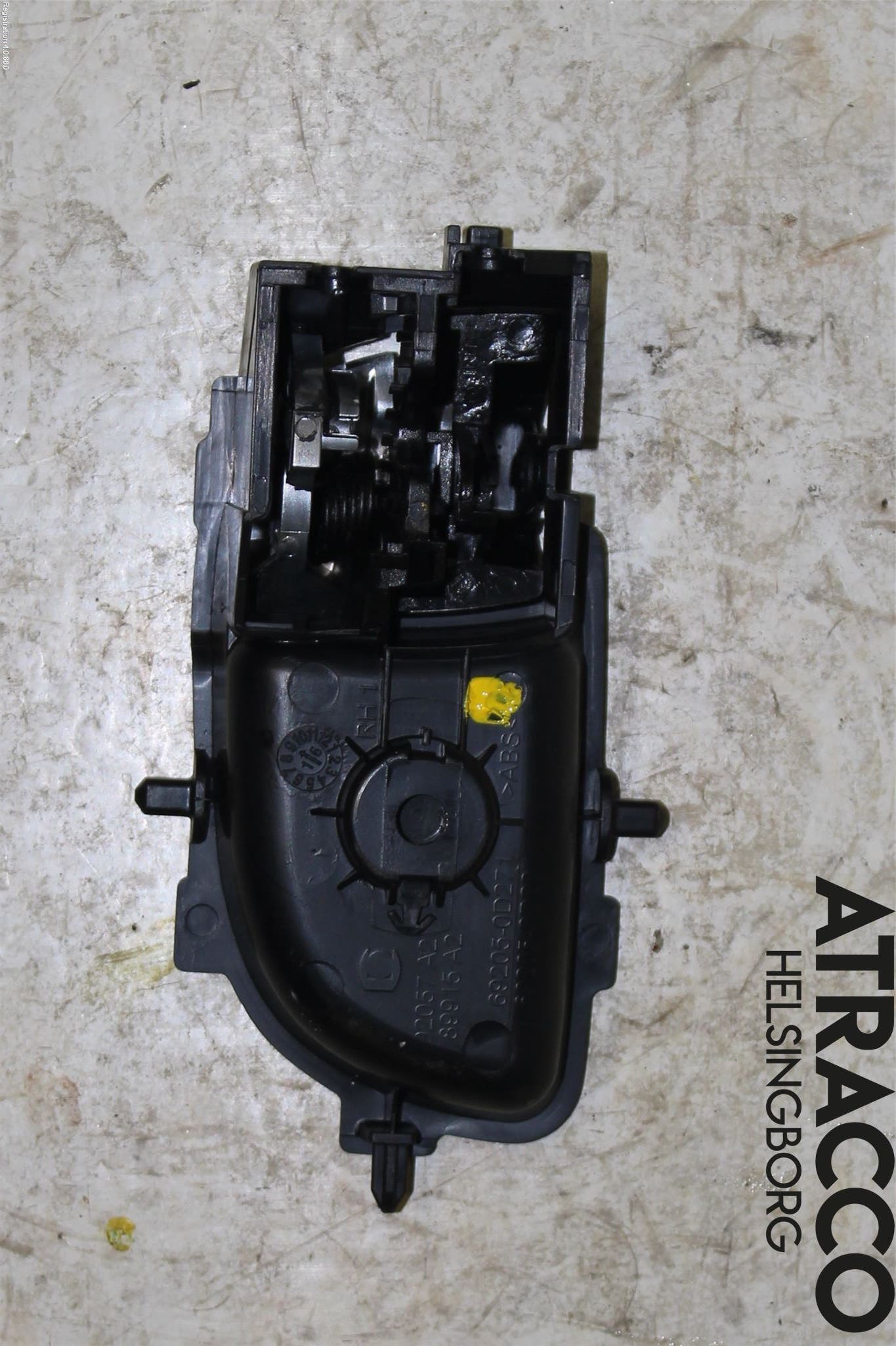 Toyota AURIS 13-19 Dörrhandtag Inre Hö