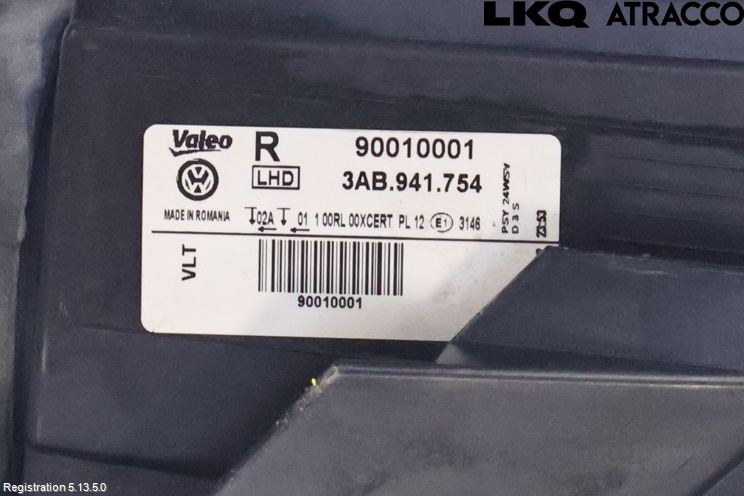 Volkswagen VW PASSAT 11-14 Strålkastare Höger