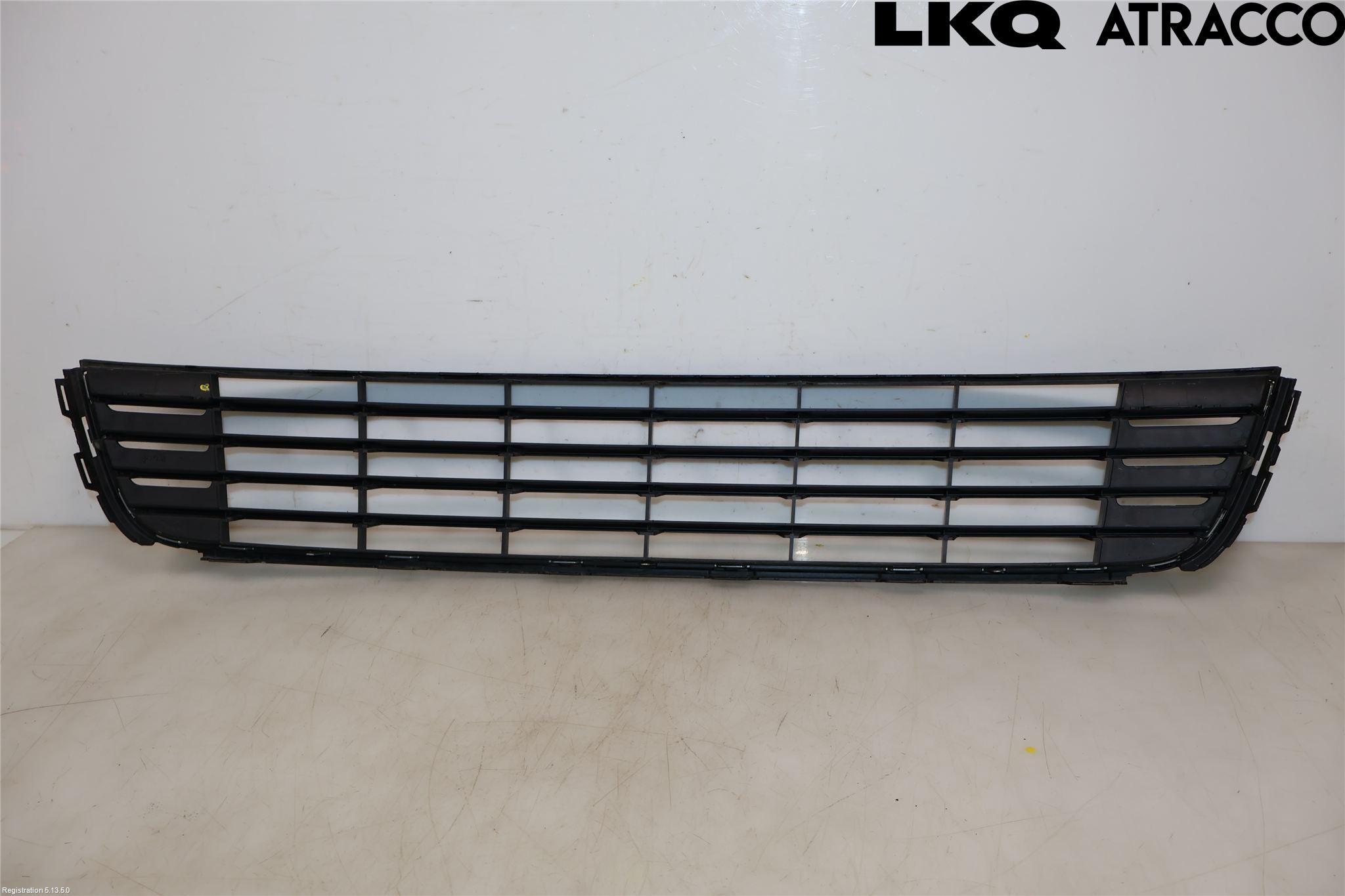 Volkswagen VW TOURAN 10-15 Grilldel Mitt