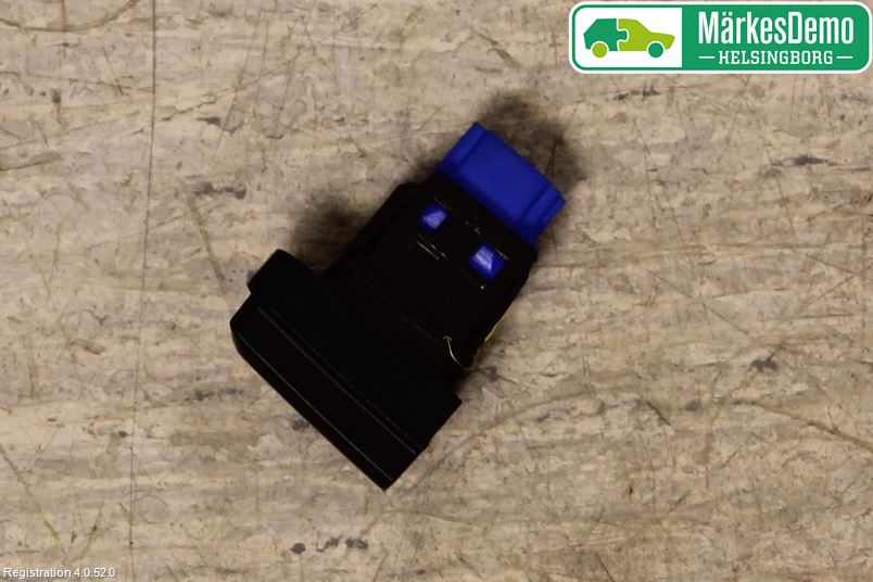 Peugeot PEUGOT 208 16-19 Strömställare Varnings