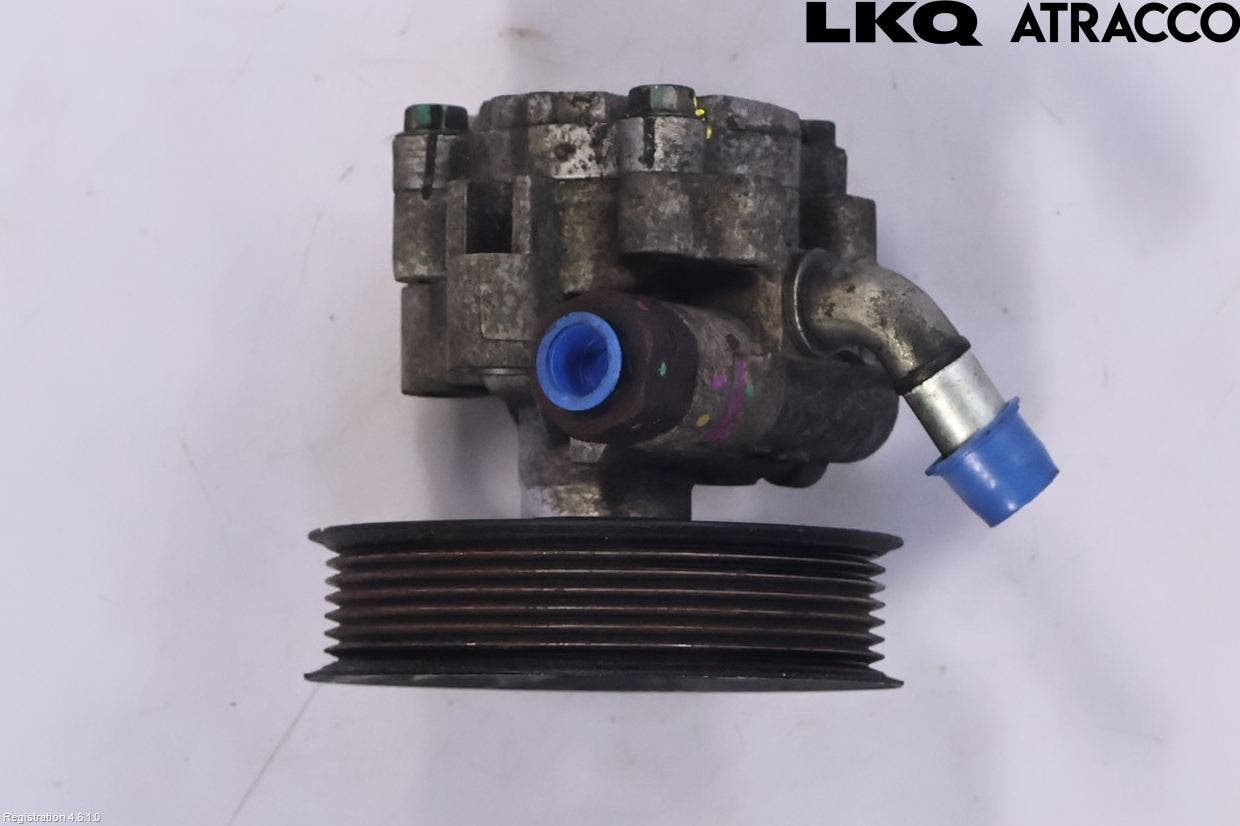 Toyota HILUX 16- Styrservopump