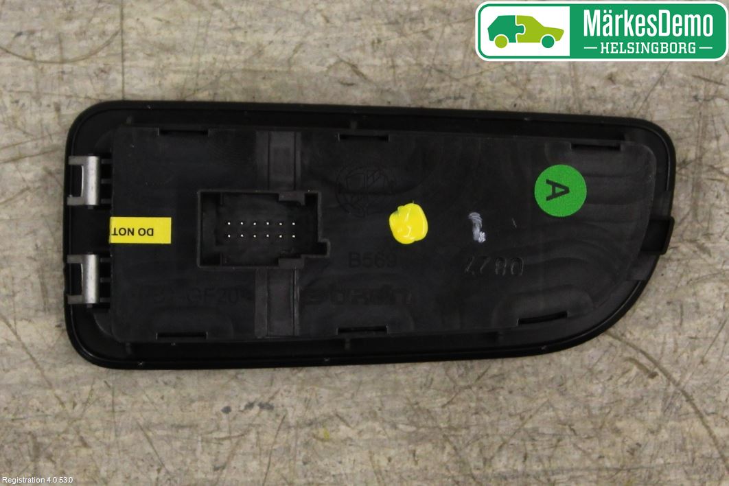 Fiat TIPO/CROSS 16- Strömställare Ljus