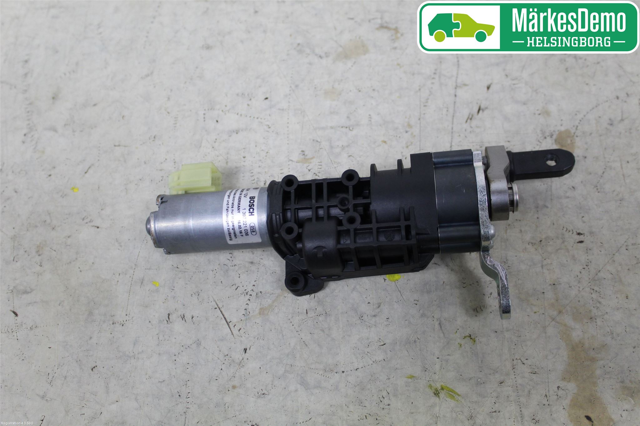 Audi A4/S4 B9 16-19 Bakluckeöppnare Automatisk