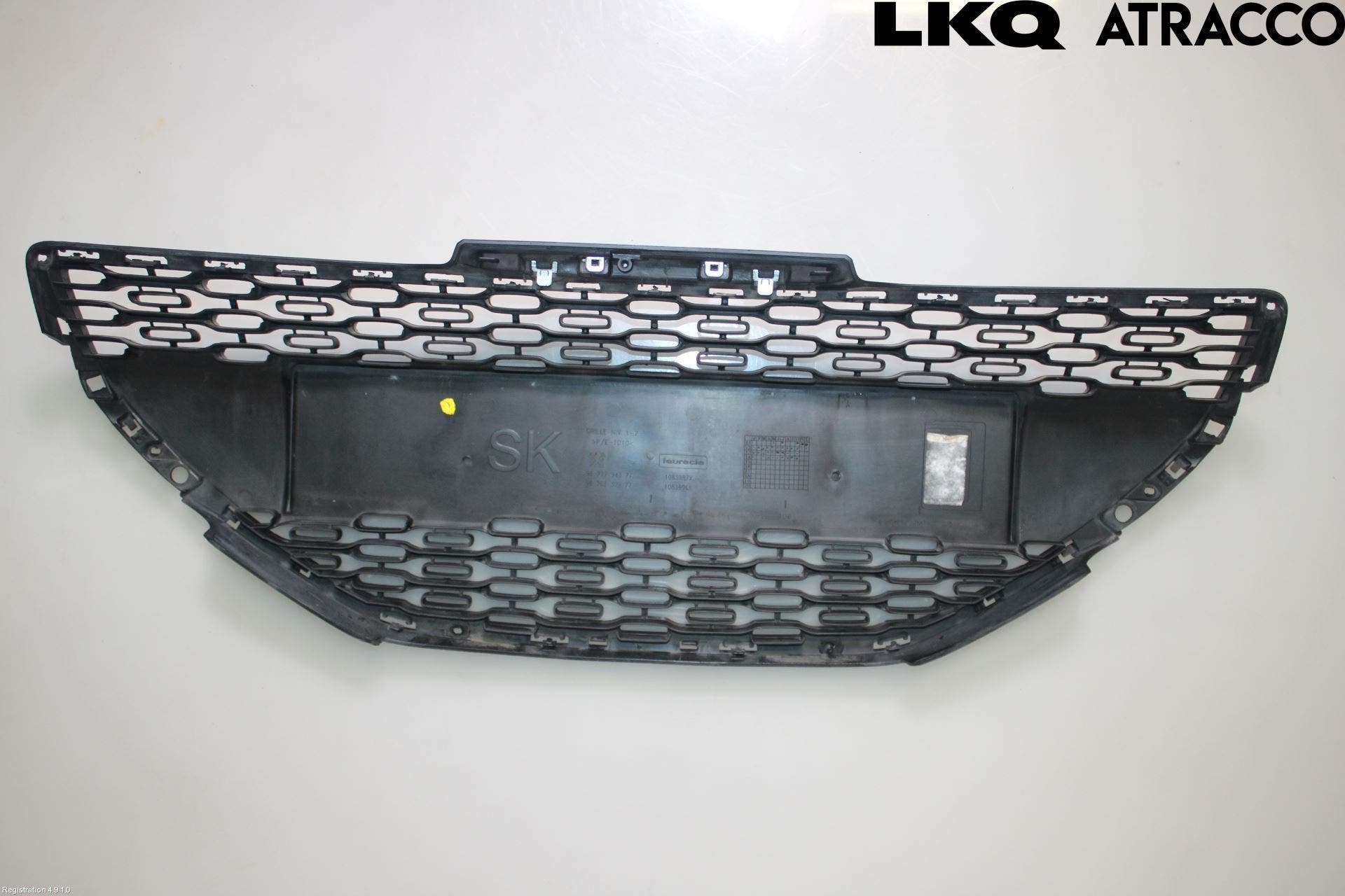 Peugeot 208 12-15 Grill Komp