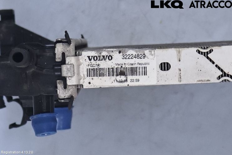 Volvo V60 19- Kylare Aut
