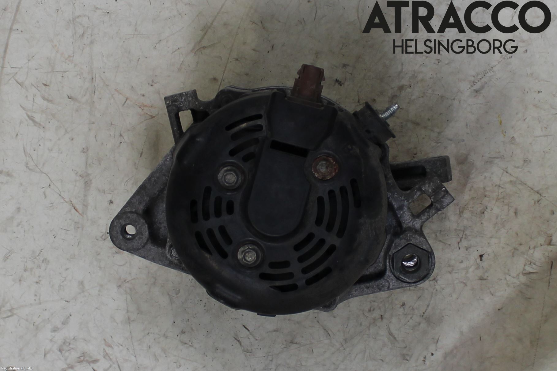Toyota YARIS XP130 12-14 Generator