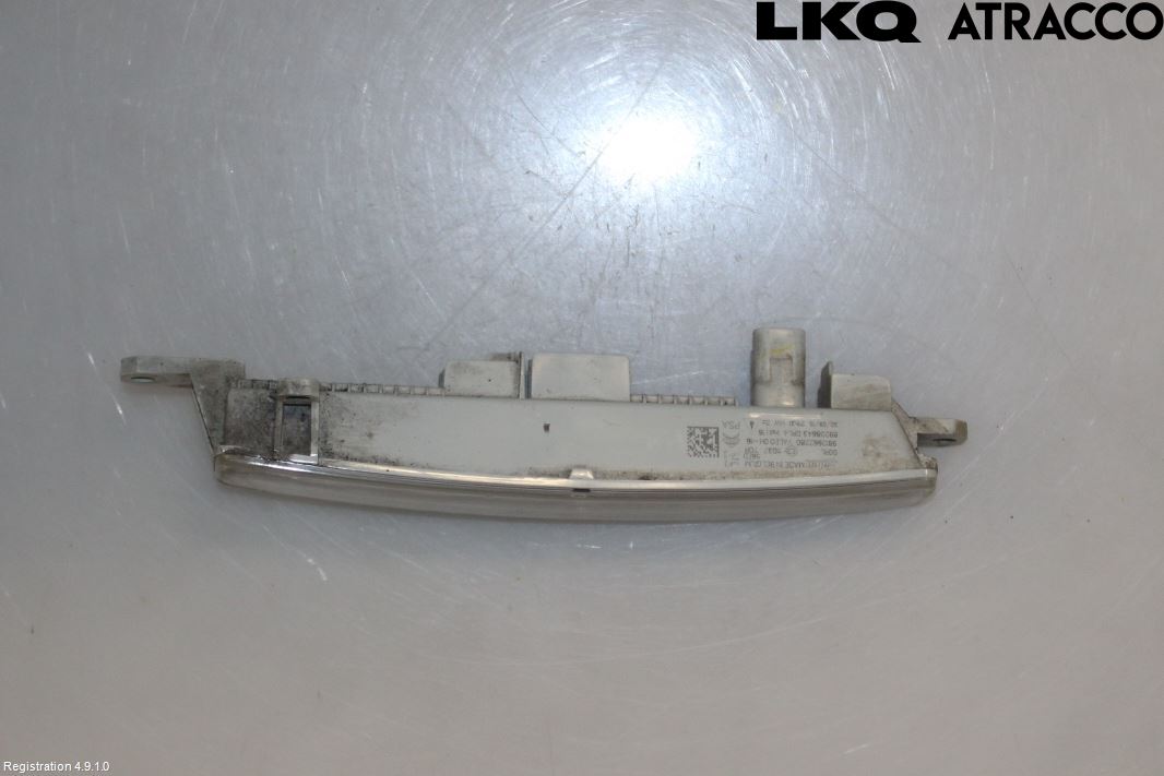 Citroen BERLINGO 08-18 Positionsljus Fram Hö