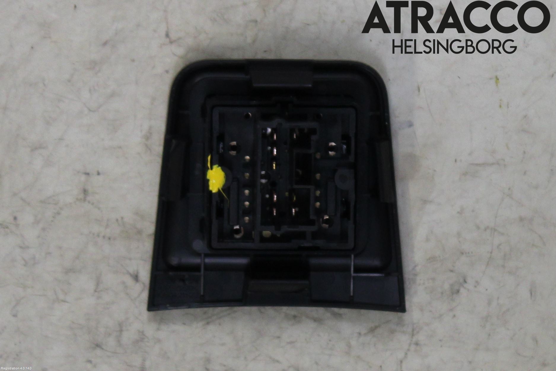 Mitsubishi OUTLANDER 13-21 Strömställare Stolvärme