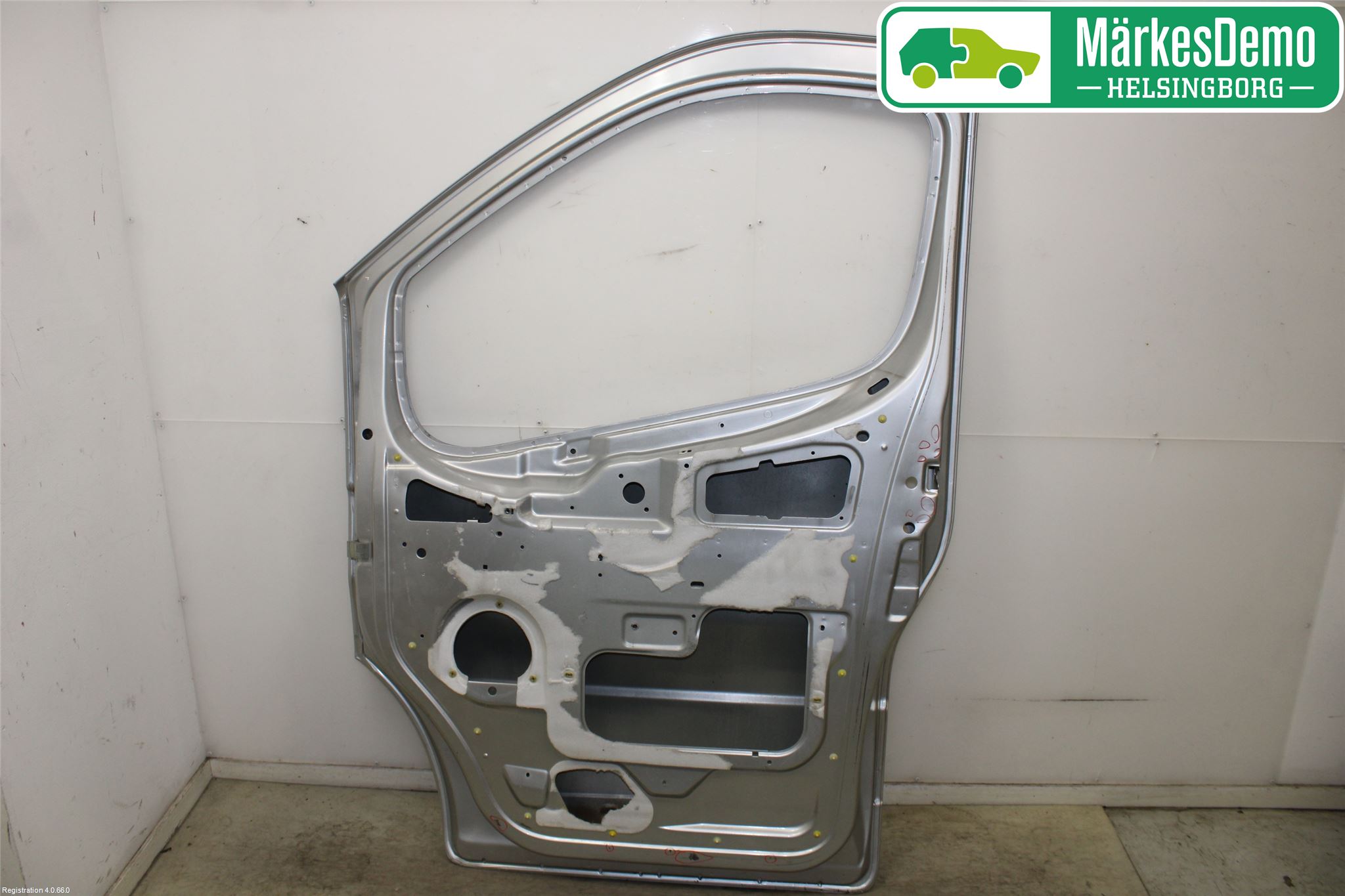 Renault TRAFIC   02-14 Dörr Fram Höger