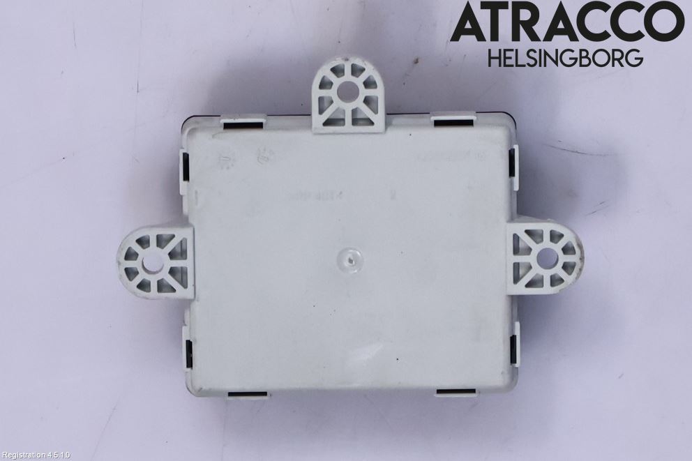 Volvo V60 11-13 Styrenhet Dörr