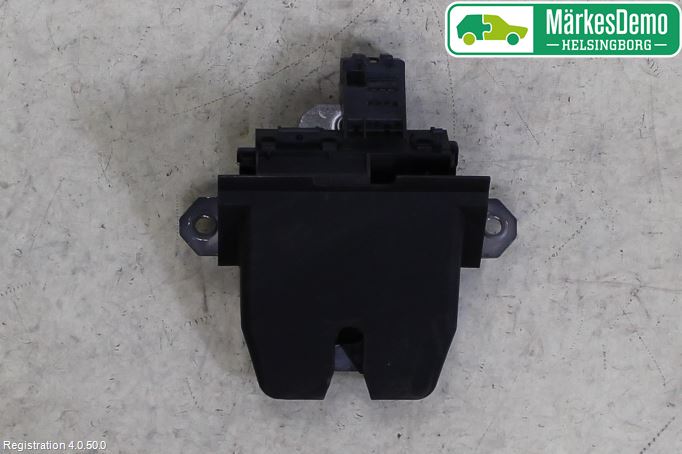 Volvo V40 12-19 Låskista Baklucka