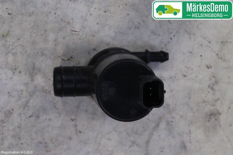 Toyota PROACE II 16- Spolarpump Vindruta