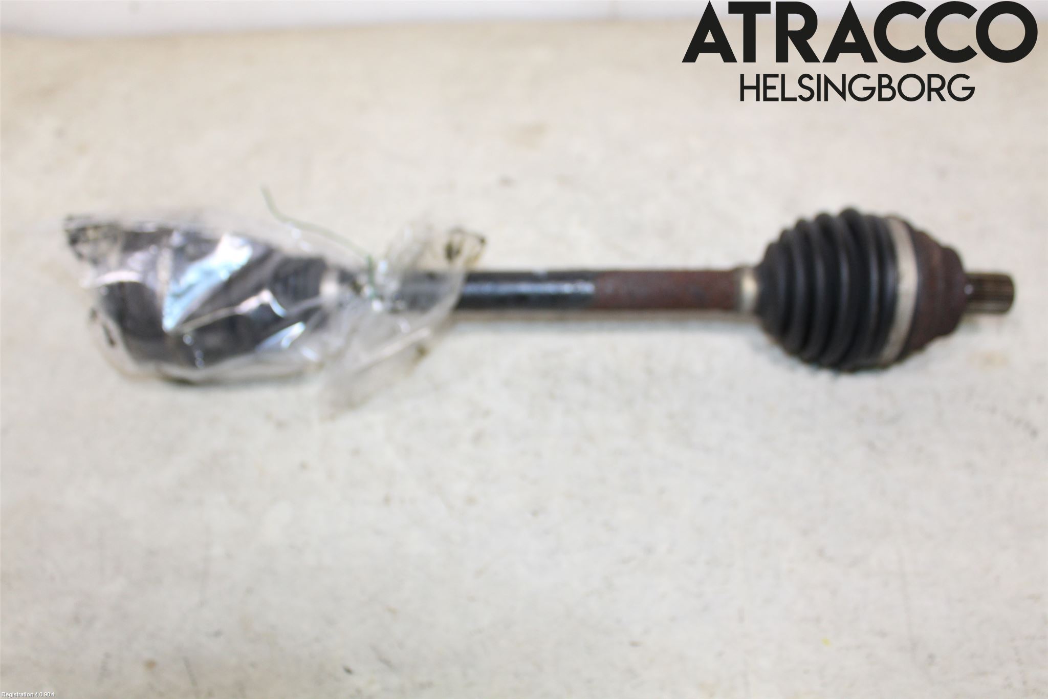 Volkswagen VW GOLF V 04-09 Drivaxel Fram Vänster