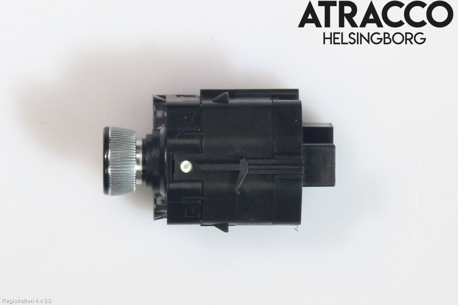 Audi A6 F2/C8 19- Strömställare Övrigt