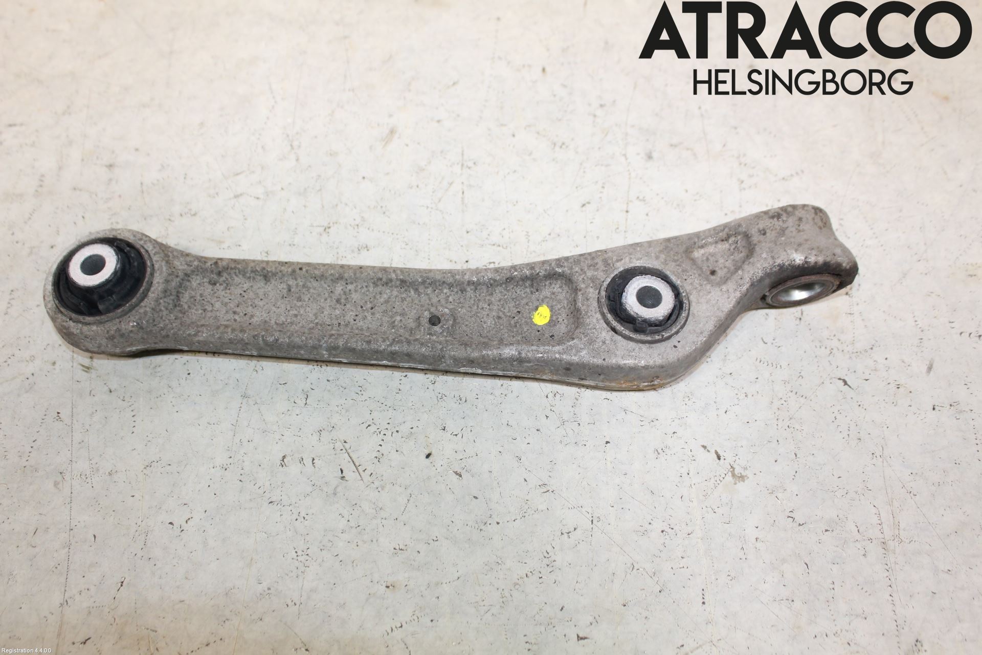 Audi A4/S4 B9 16-19 Bärarm Fram Undre Vä