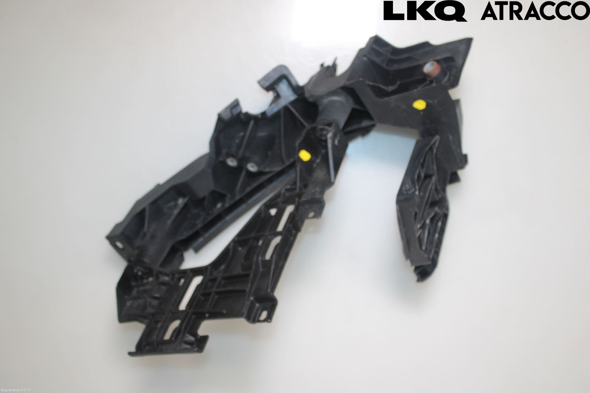 Audi Q5 09-16 Strålkast Fästsarg