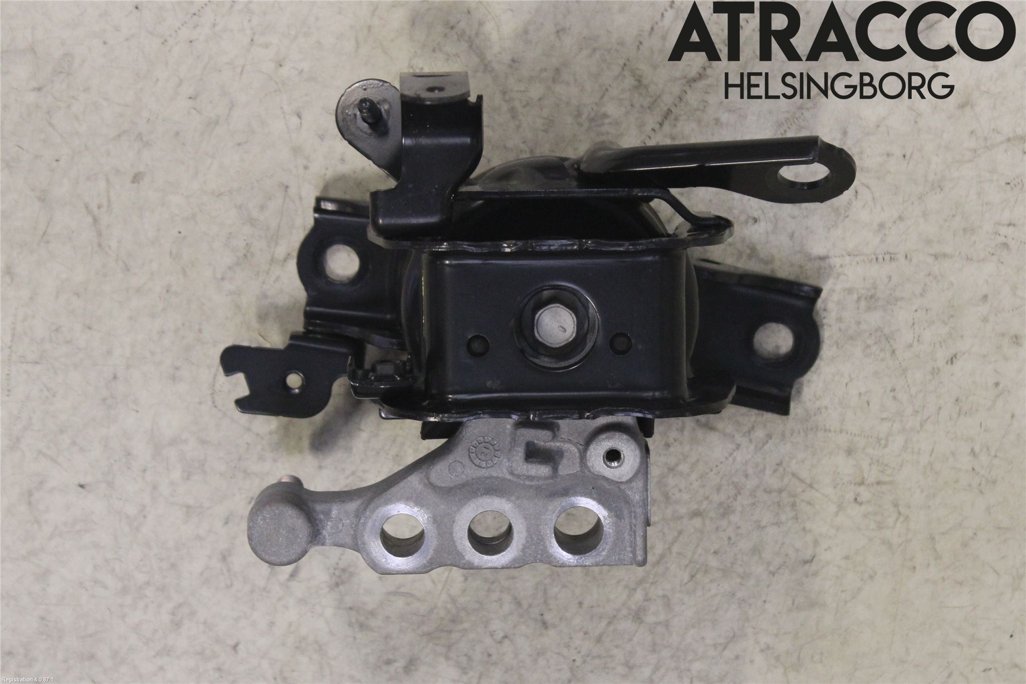 Toyota RAV4 19- Motorfäste