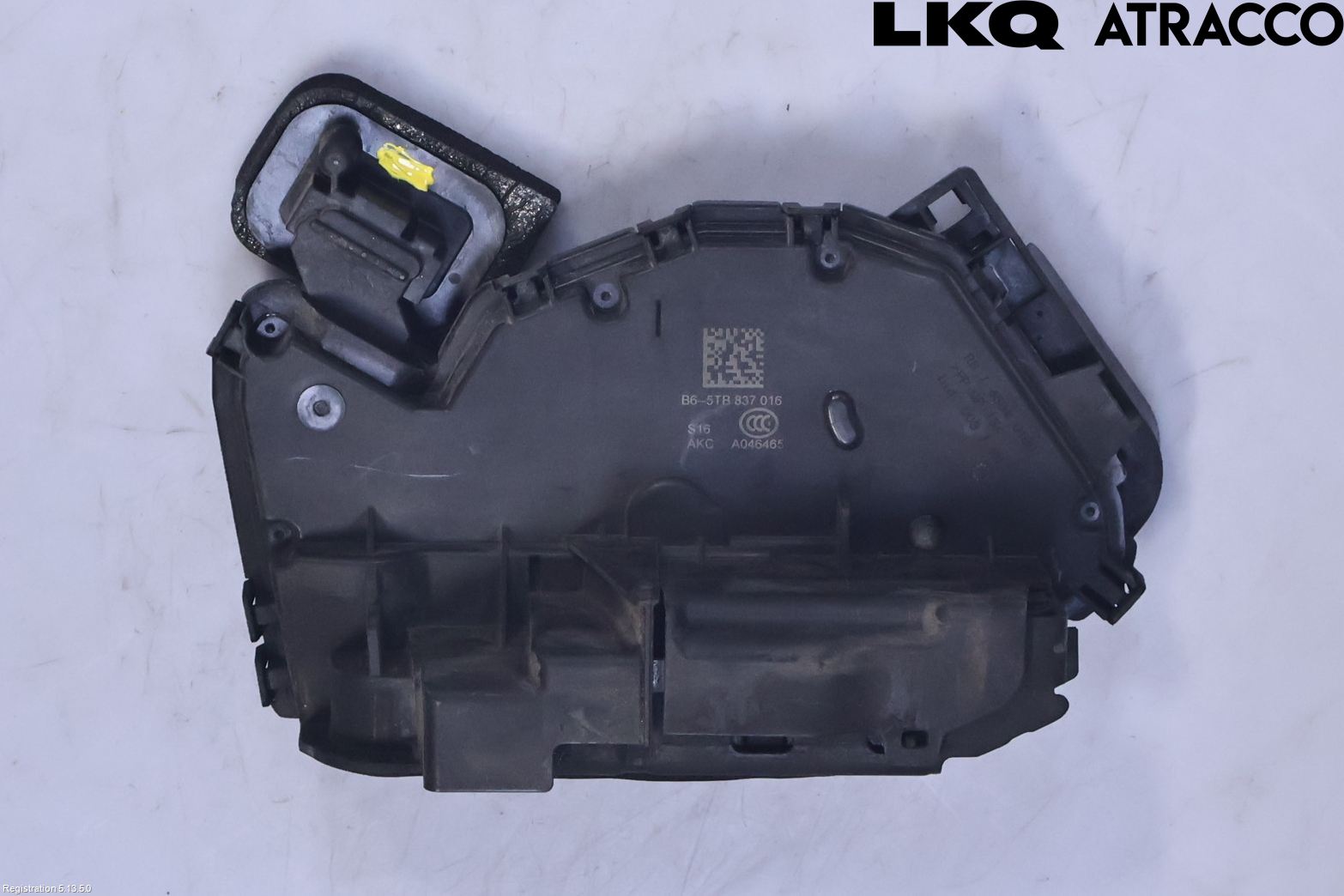 Volkswagen VW TOURAN 16- Låskista-Dörrlås