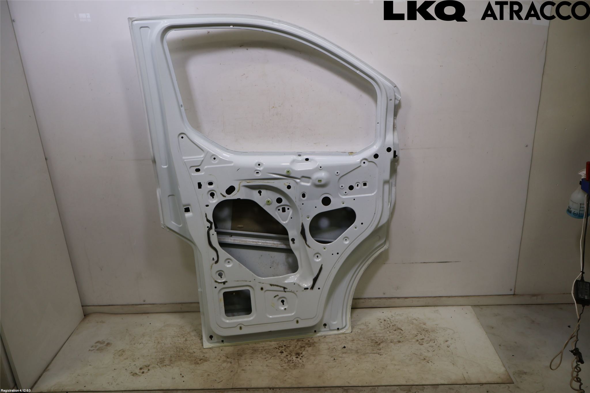 Ford TRANSIT/TOURNEO CUSTOM 13-24 Dörr Fram Vänster