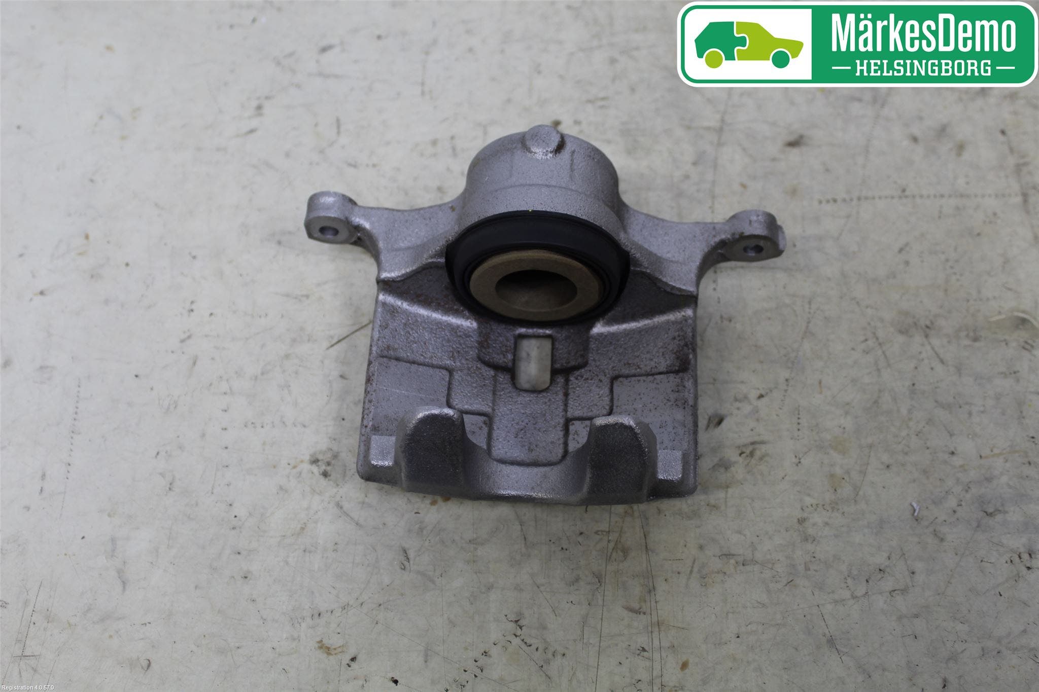 Mazda CX-3 Bromsok Fram Höger