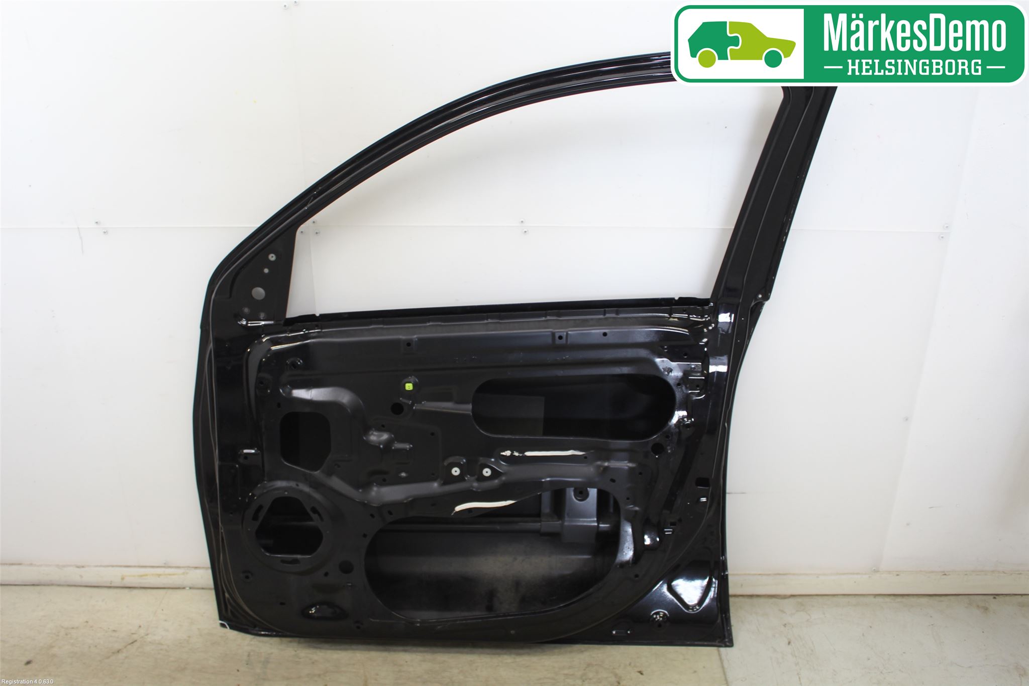 Citroen C-CROSSER Dörr Fram Höger