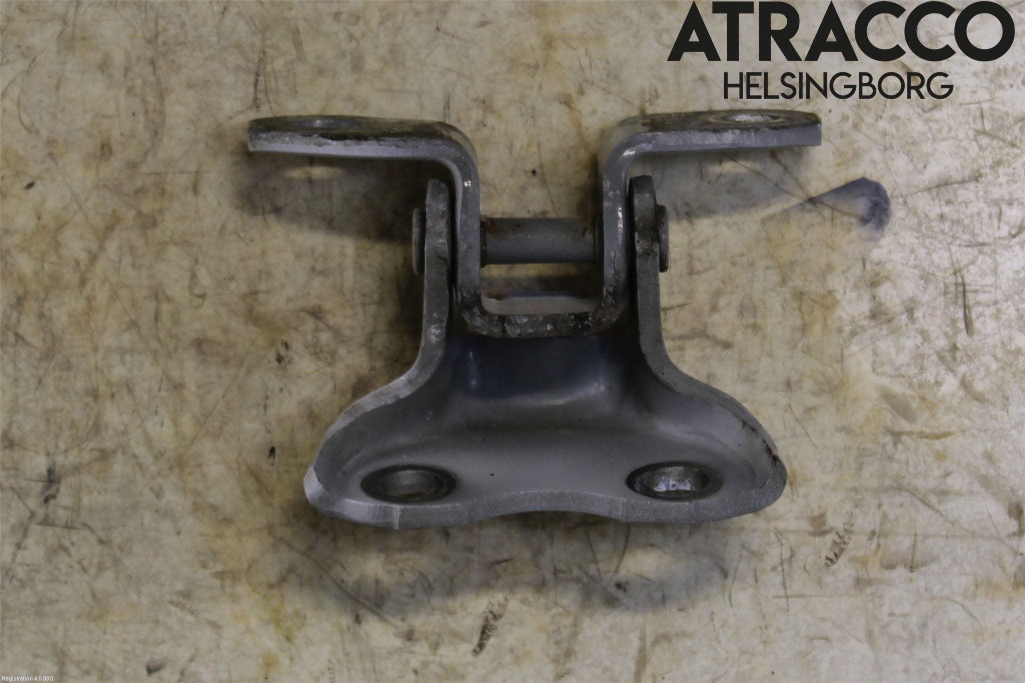 Toyota YARIS XP130 15-20 Dörrgångjärn