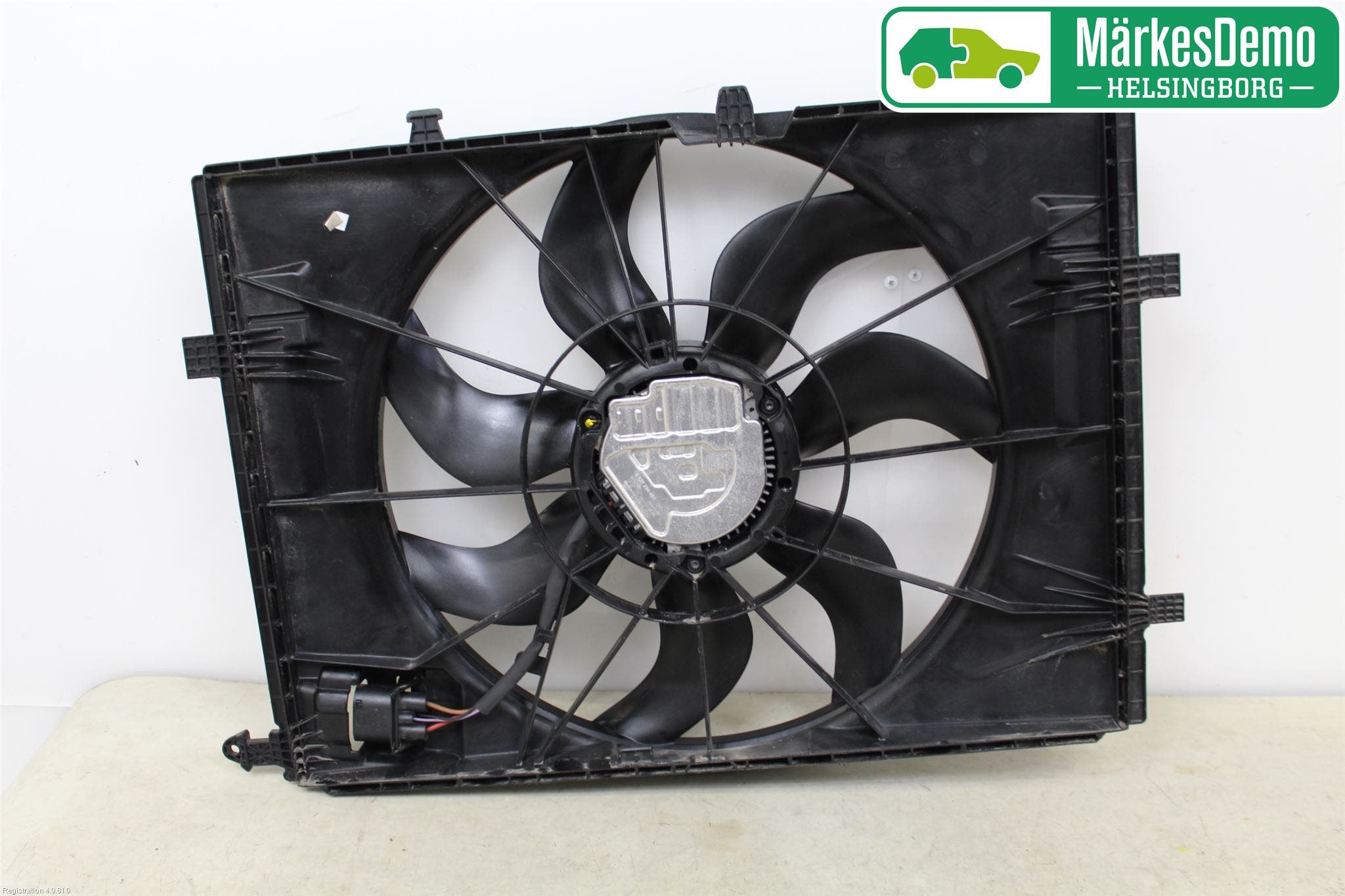 Mercedes-Benz MB E-KLASS (W213) 16-23 Kylfläkt El