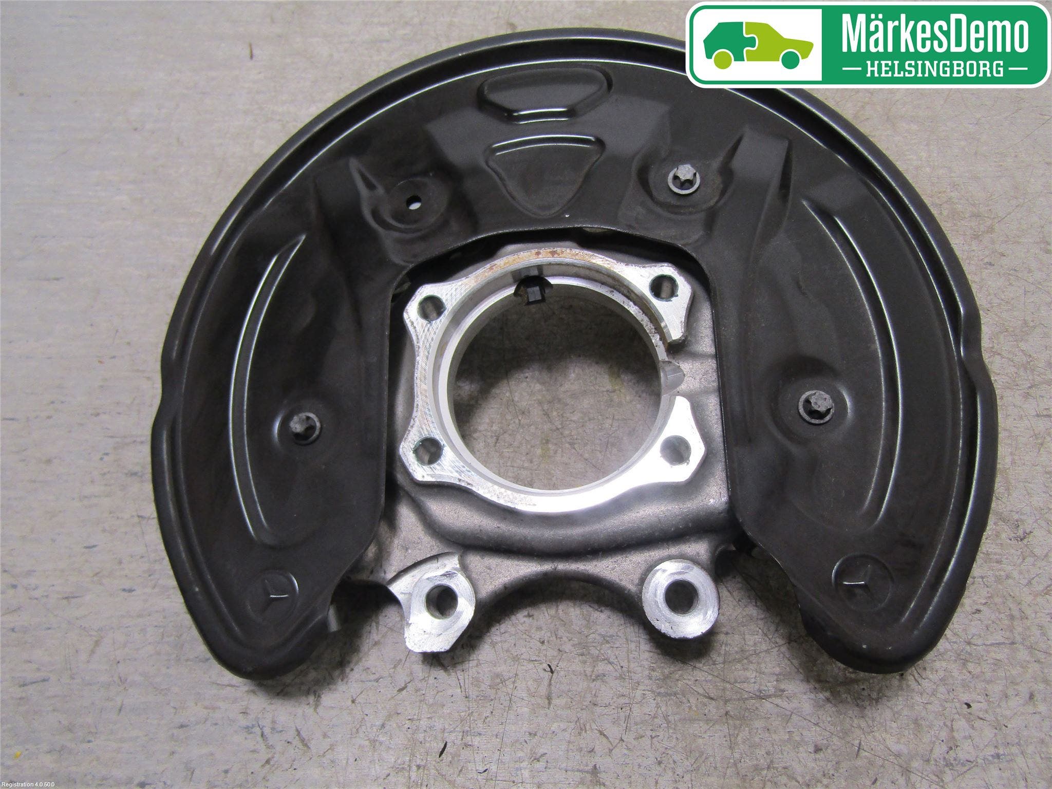 Mercedes-Benz MB C-KLASS (W205) 14-21 Hjullagerhus-Spindel Hö B