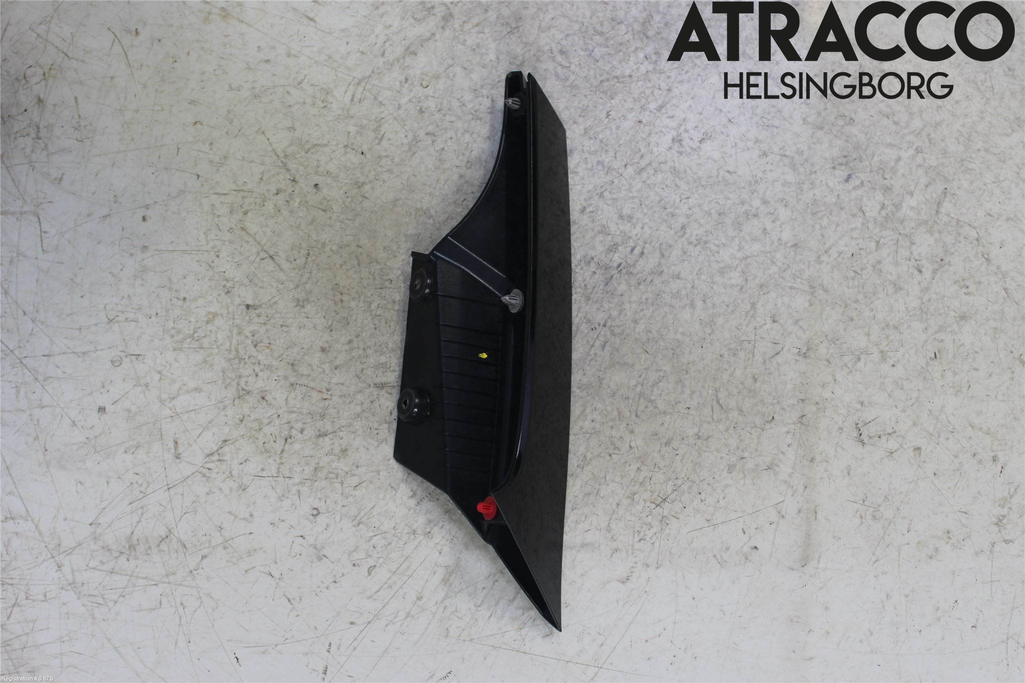 Nissan X-TRAIL 14-21 Spoiler Baklucka