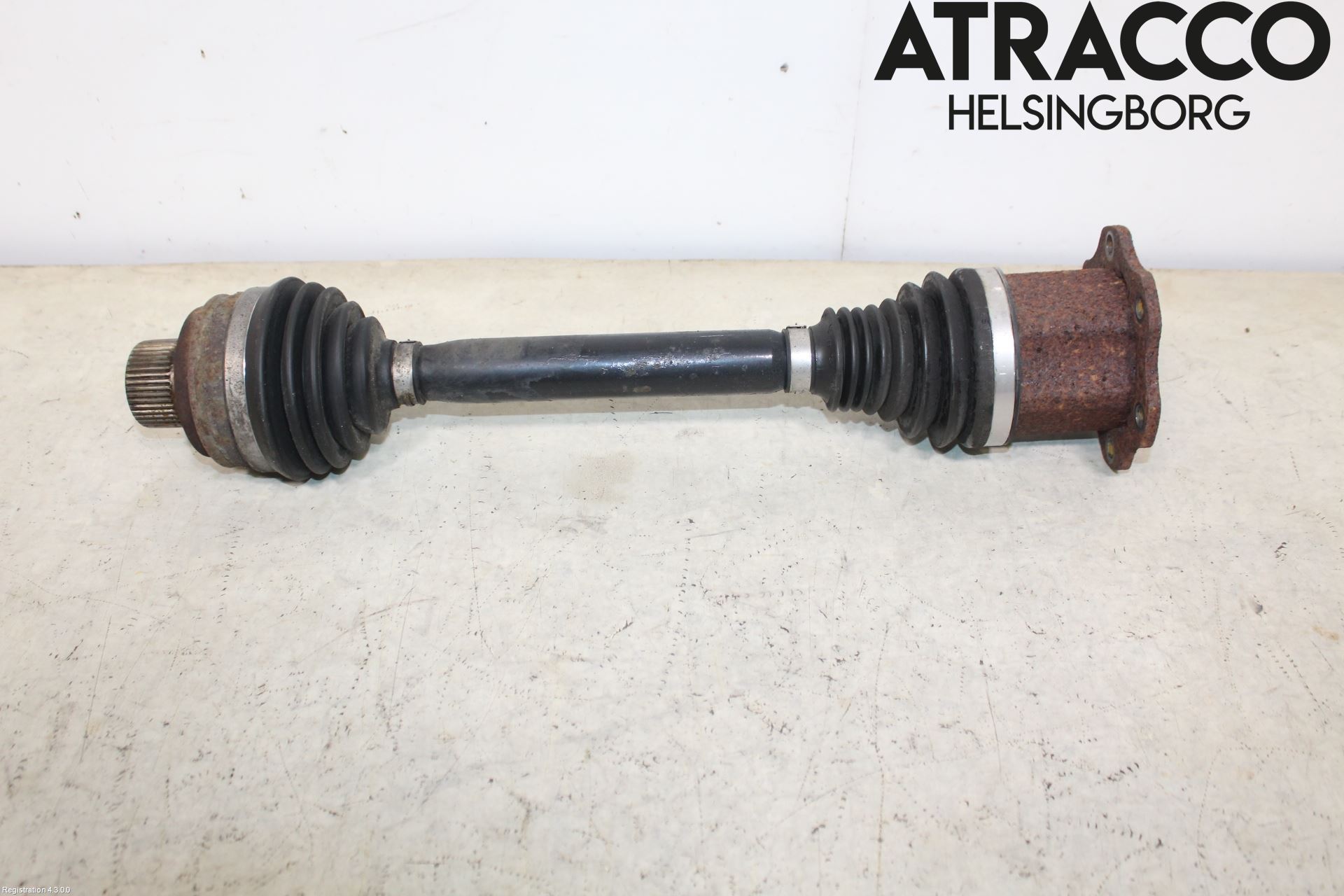 Audi A4 12-15 Drivaxel Fram Vänster
