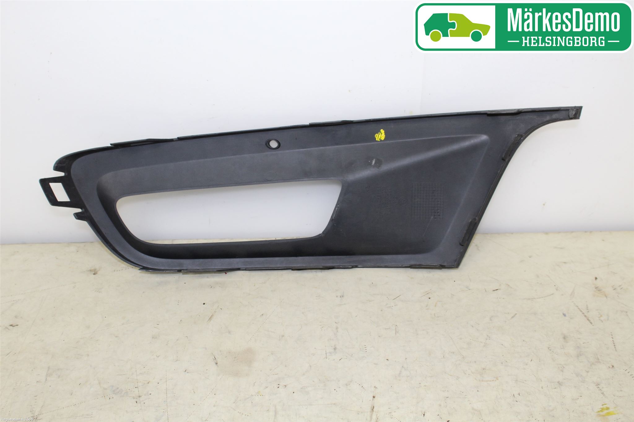 Volkswagen VW POLO 10-17 Grilldel Höger