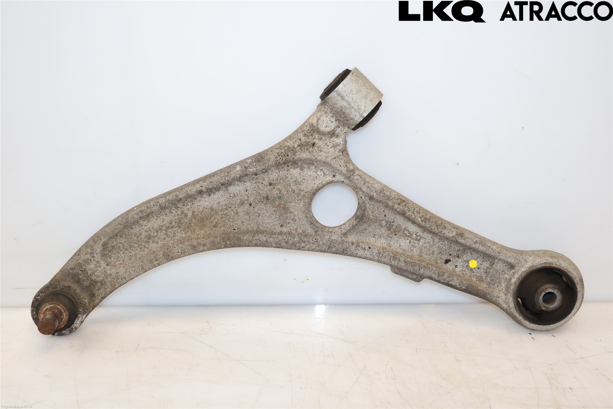 Hyundai i40 16-18 Bärarm Fram Undre Vä