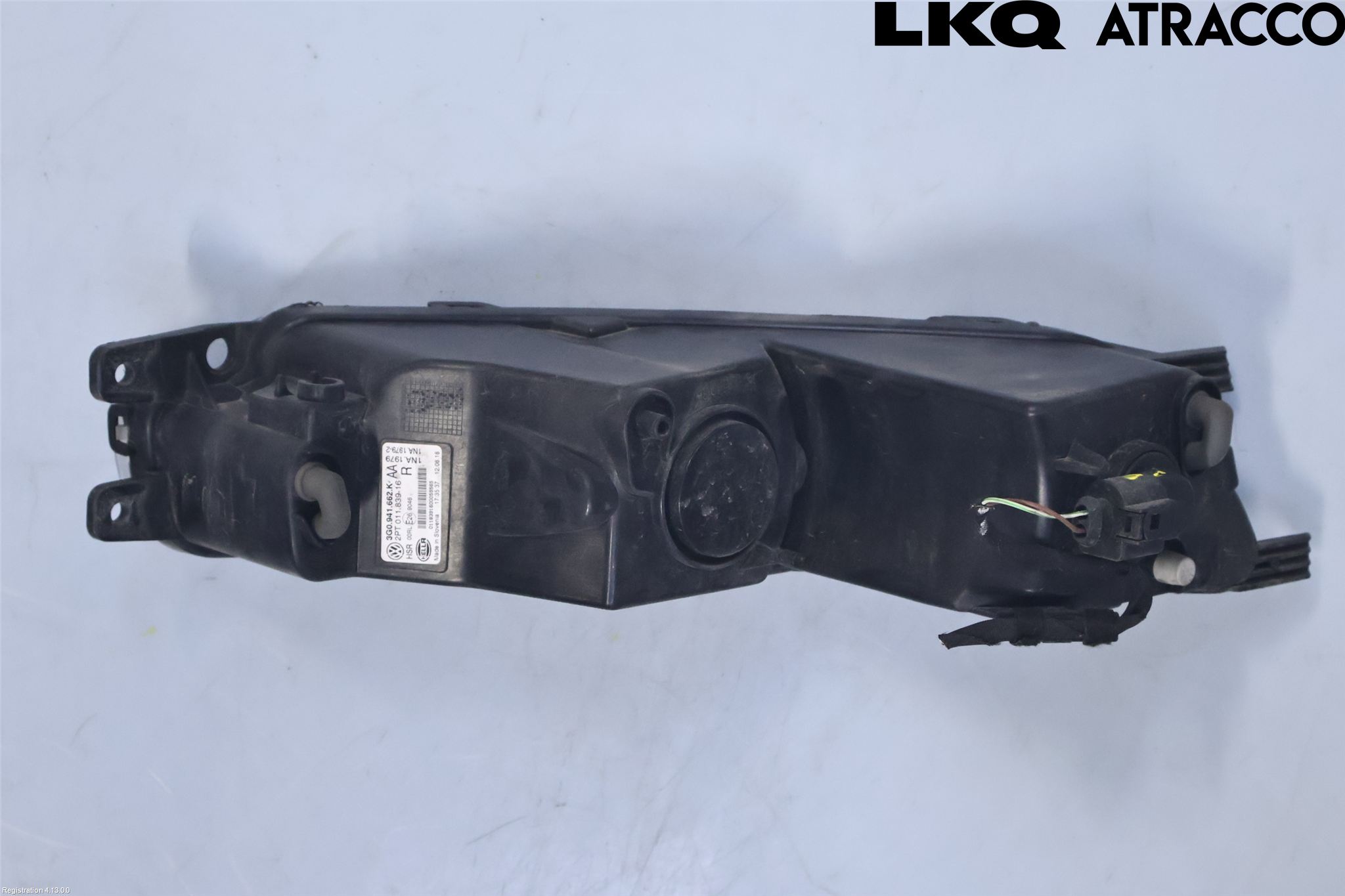Volkswagen VW PASSAT 15-19 Dimljus-Varselljus Fram