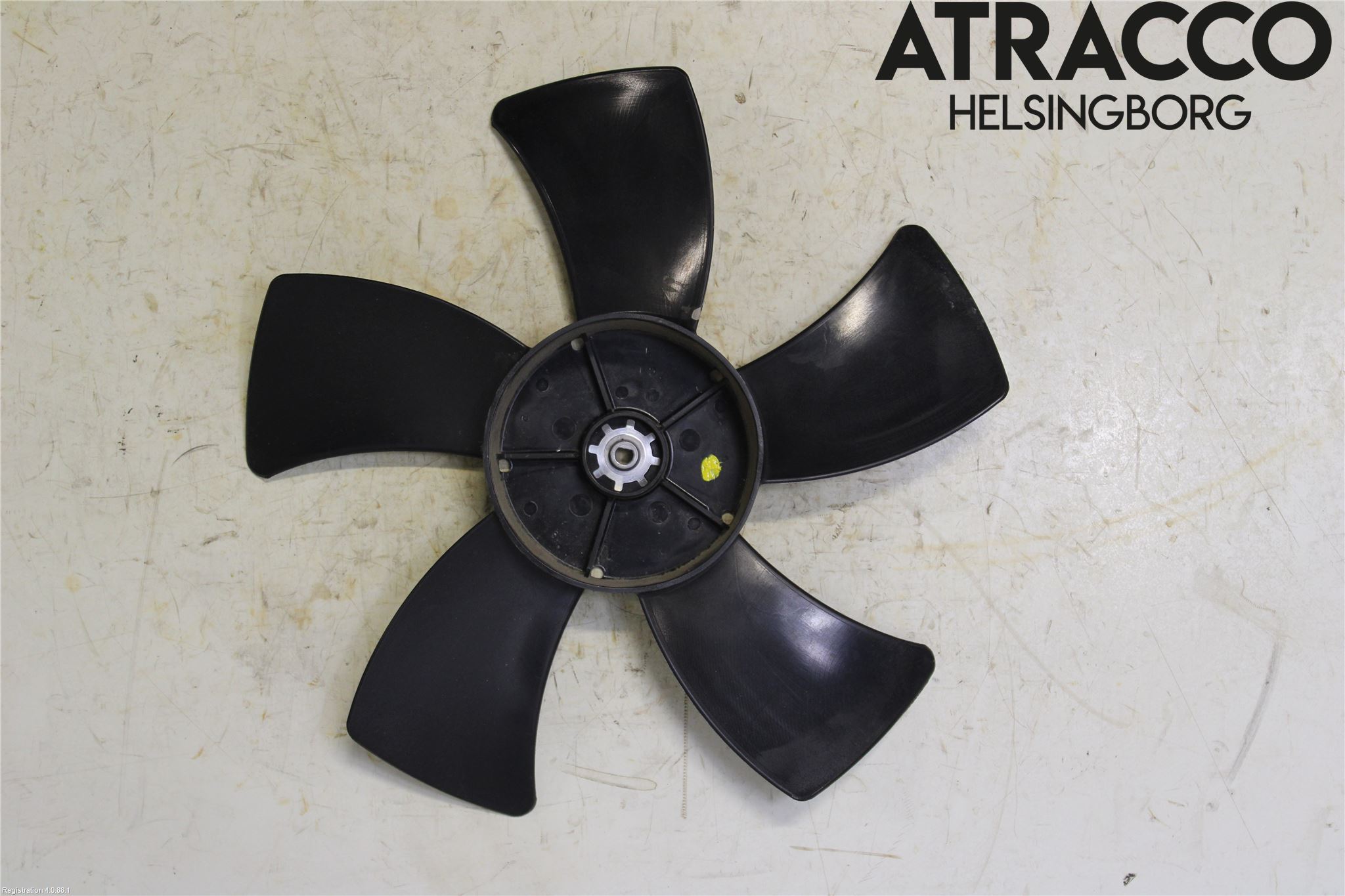 Mitsubishi OUTLANDER 07-12 Kylfläkt-Vinge