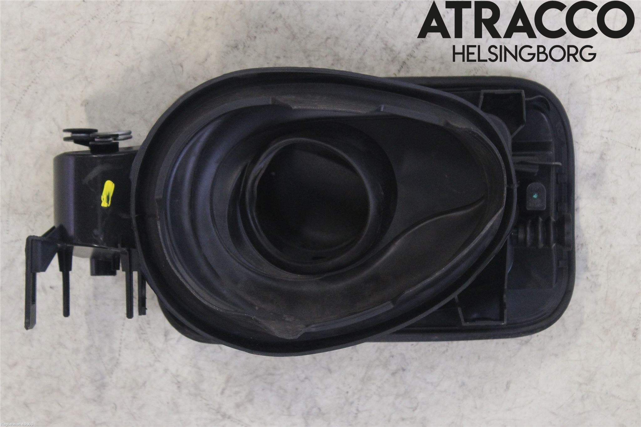 BMW 3 F30/F31/F80 12-19 Tanklucka