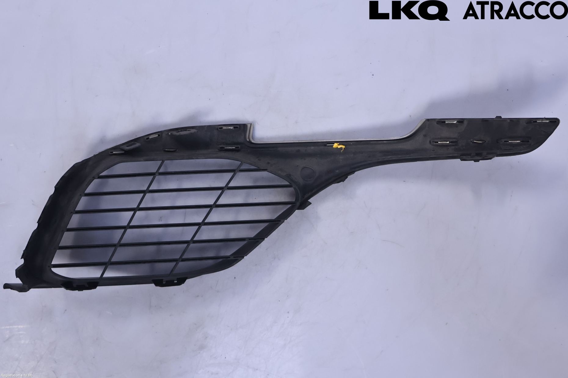 Peugeot 308 14-21 Grilldel Höger