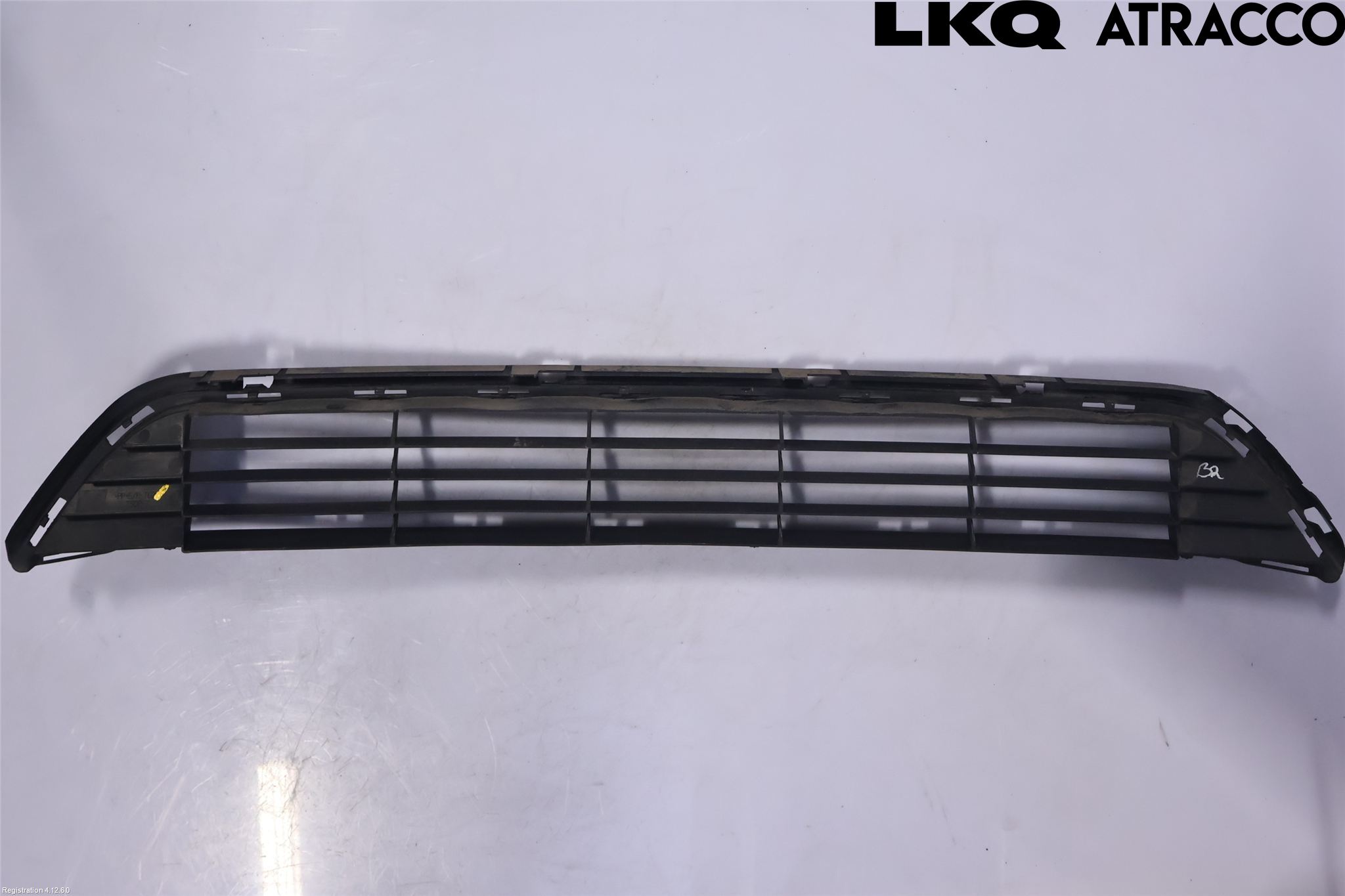 Toyota AVENSIS 16-18 Grilldel Mitt