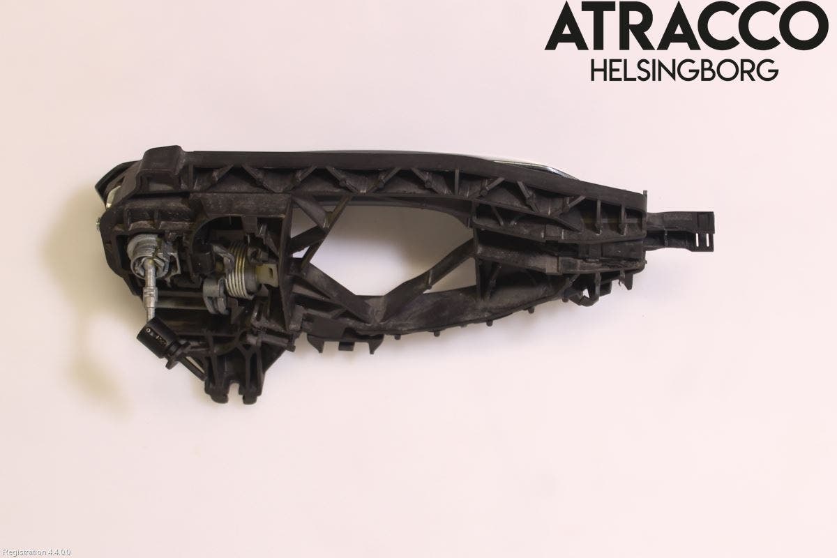 Audi A6 F2/C8 19- Dörrhandtag Yttre Vä