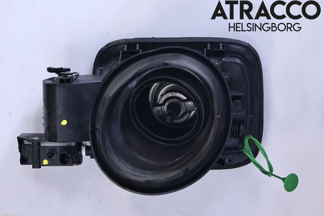 BMW X1 E84 10-15 Tanklucka