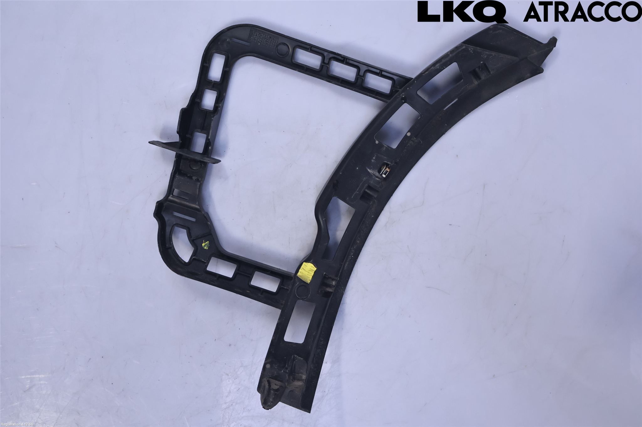 Volkswagen VW PASSAT 11-14 Stötfångardel Bak Vä