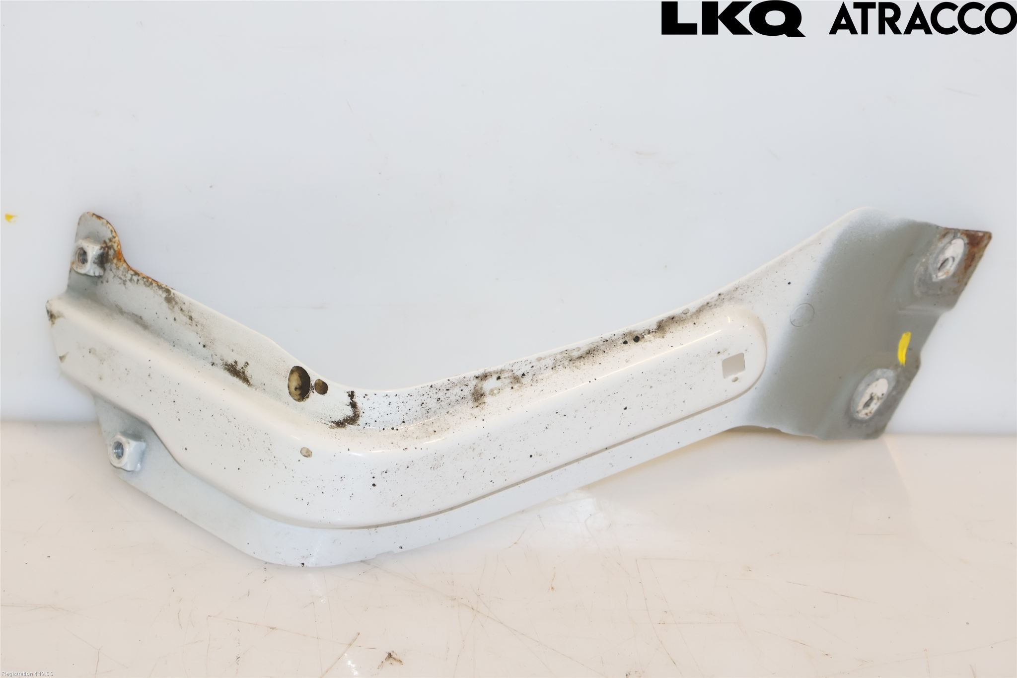 Volkswagen VW CADDY 11-15 Skärmfäste Fram Hö