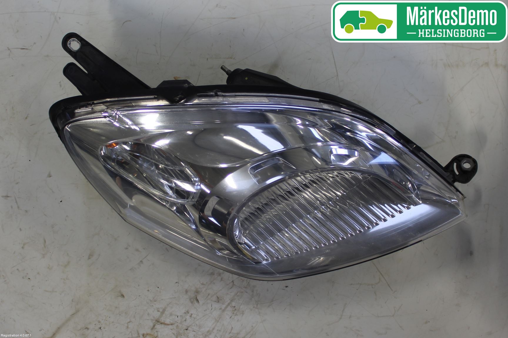 Fiat FIORINO Strålkastare Höger